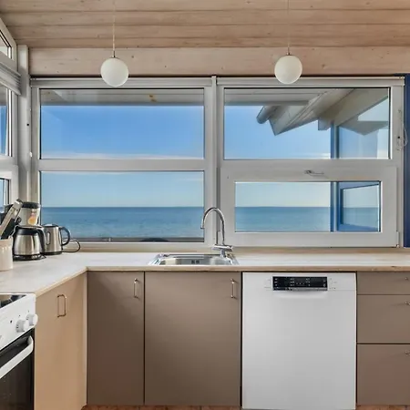 Amila - 10m From The Sea By Interhome Оттеруп