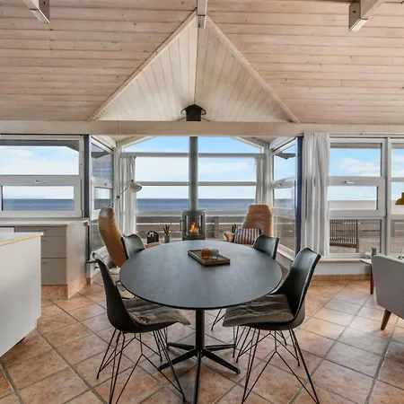 Amila - 10m From The Sea By Interhome