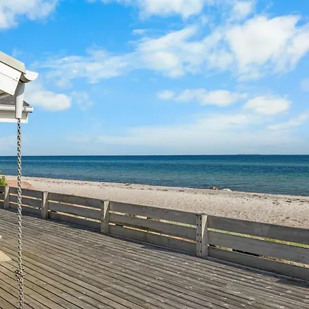 Amila - 10m From The Sea By Interhome بيت للعطل